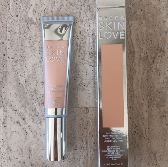 BECCA Skin Love Weightless Blur Foundation-IVORY - Picture 1 of 4